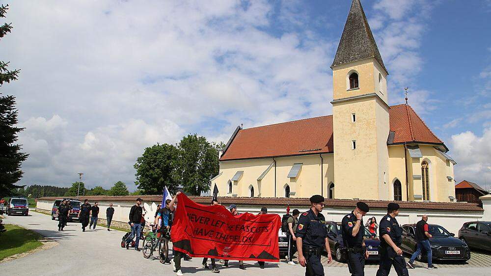 Antifaschistische Demonstration in Loibach/Libuče