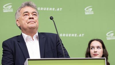 Vizekanzler Werner Kogler (Grüne) steht weiter zu Spitzenkandidatin Lena Schilling