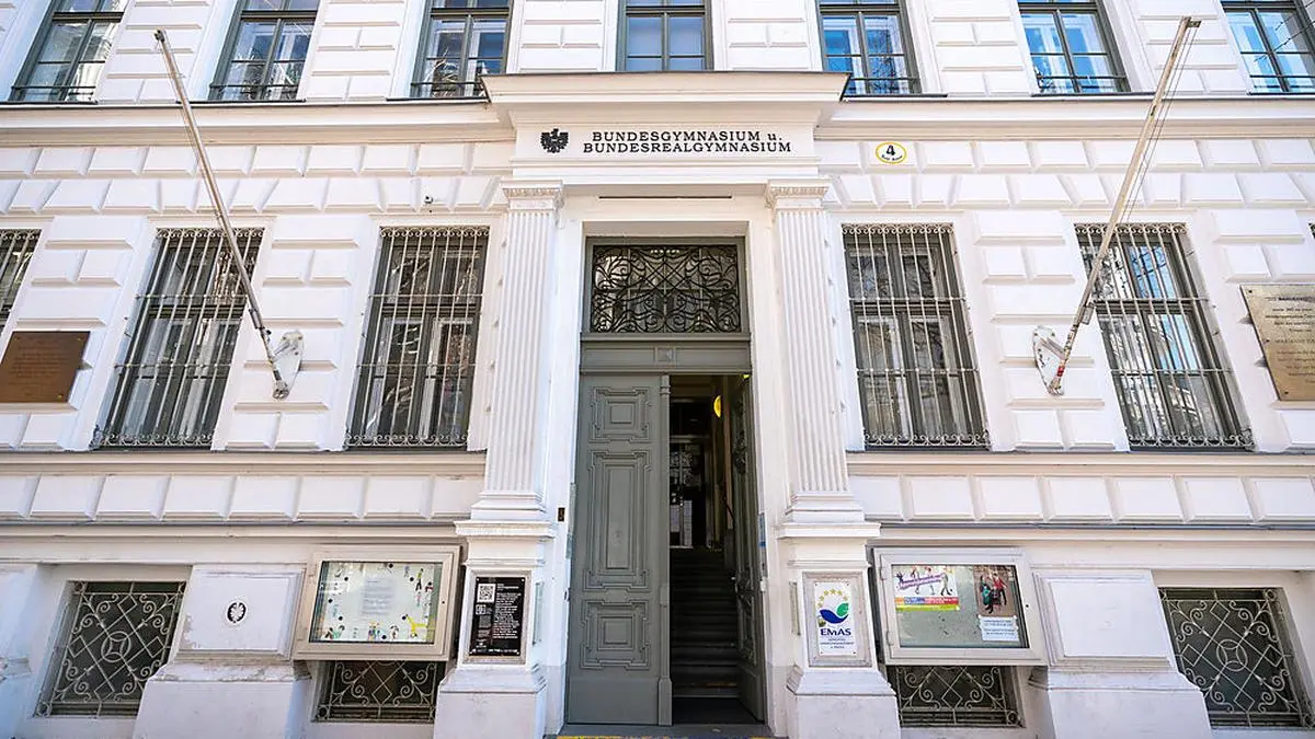 CORONAVIRUS: SITUATION VOR SCHULE IN DER RAHLGASSE