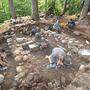Ein Archäologenteam aus Innsbruck legte in einem Wald in Irschen Reste einer spätantiken Siedlung frei