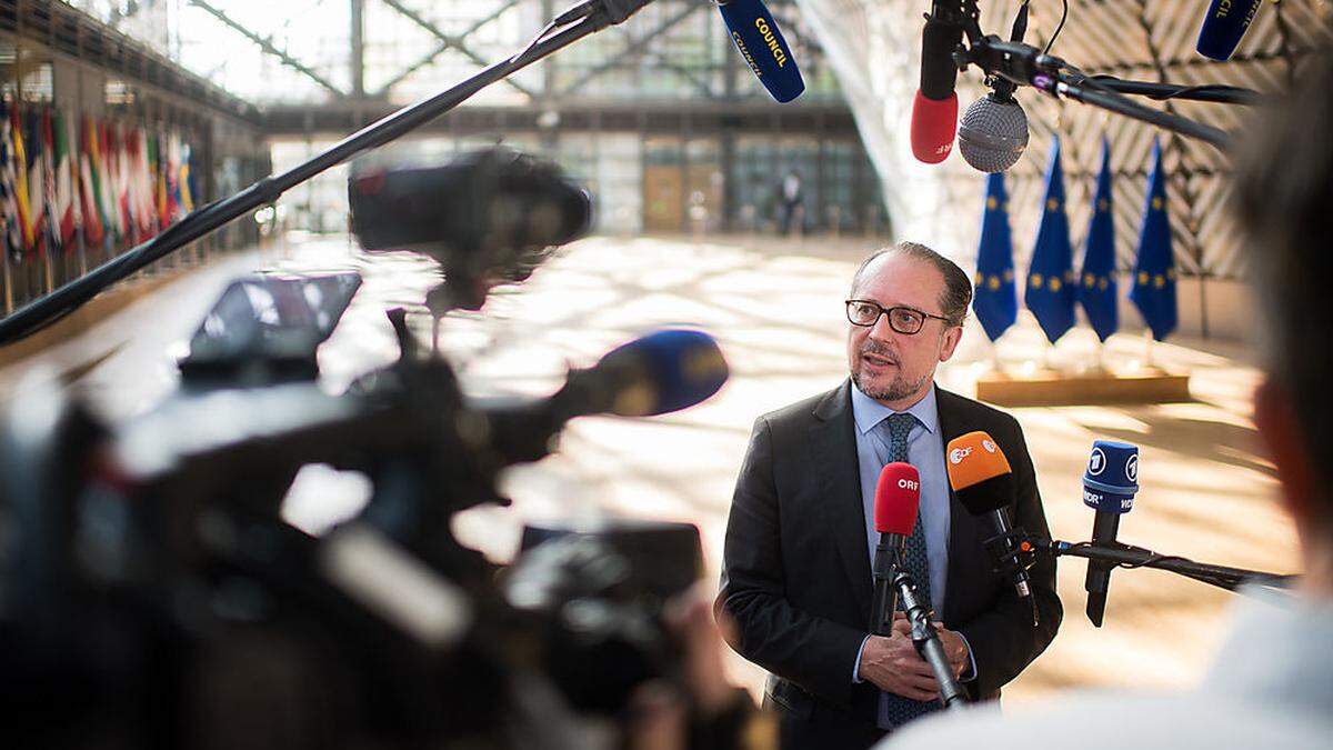 Außenminister Alexander Schallenberg (hier im Ratsgebäude in Brüssel): Brief an EU-Außenbeauftragten Borrell