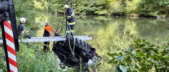 Der Traktorlenker blieb bei dem Vorfall unverletzt