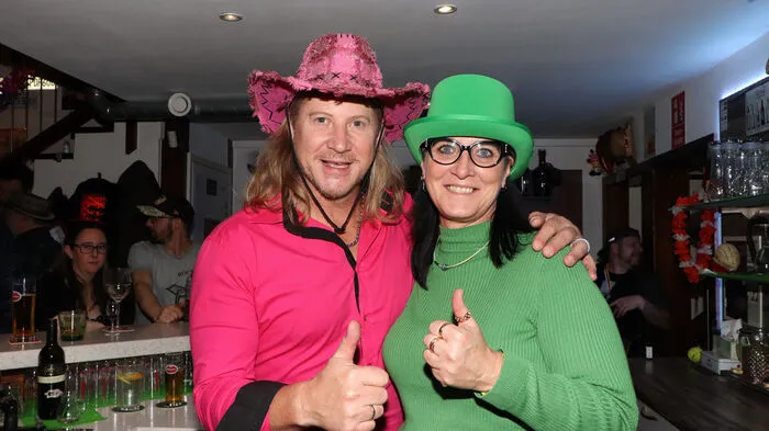Am Foto die "Time Out"-Wirtsleute Manfred Zaminer und Claudia Zaminer.