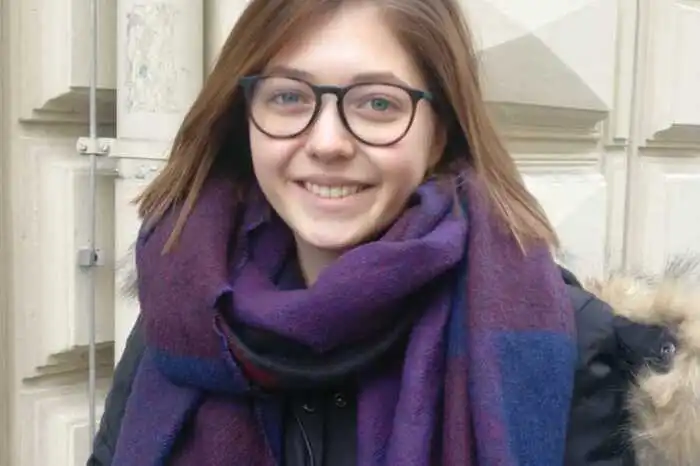 Hanna Färber (19) aus Sinabelkirchen: Ich werde mich testen lassen, einfach um zu wissen ob ich Corona habe oder nicht. Ich finde es gut, dass die Tests auf freiwilliger Basis sind, gerade für Kinder können die Tests ja unangenehm sein.