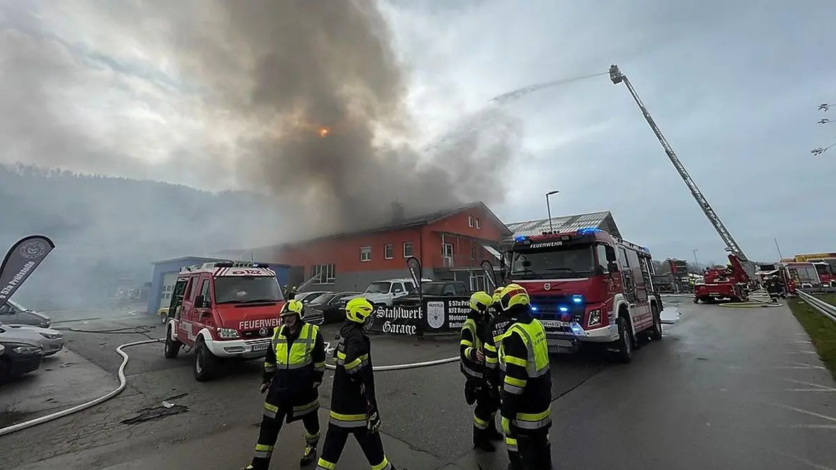 Mehrere Feuerwehren sind vor Ort