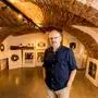Petar Waldegg in seinem Atelier in Suetschach