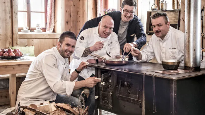 Verein Culinaria Tirolensis bringt Kochbuch heraus: Markus Holzer, Chris Oberhammer, André Cis, Josef Mühlmann	kKK/MÜHLMANN