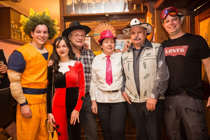 Der Eisschützenverein Köstenberger organisiert seit vielen Jahren den Maskenball.