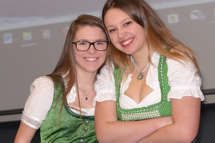 Martina Leitner wurde als langjährige Leiterin der Ortsgruppe gebührend verabschiedet und Julia Kysela als neue Leiterin begrüßt.