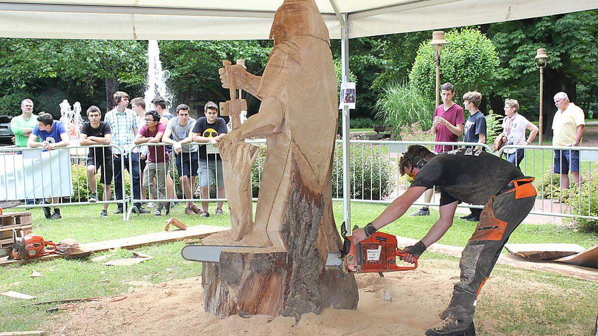 Von 24. bis 26. September werden bei den Kettensäge-Schnitzkunsttagen in Voitsberg wieder große Skulpturen entstehen