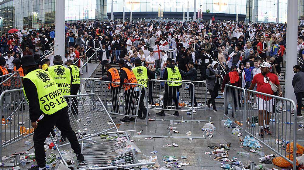 Rund um das Wembley-Stadion herrschte Chaos