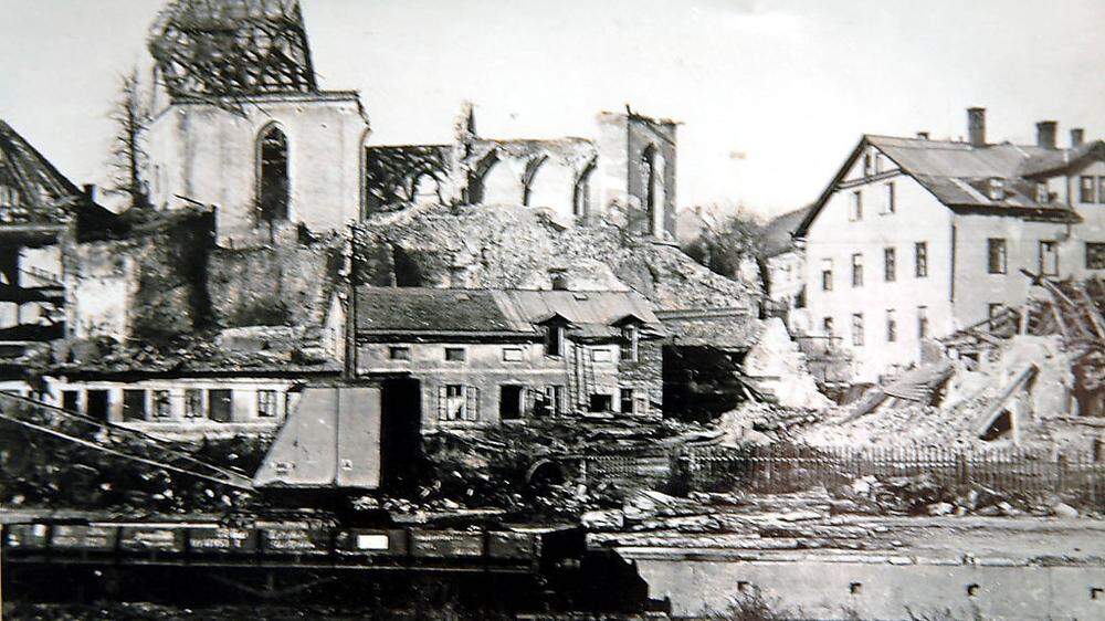 Die Kirche und andere Teile Knittelfelds wurden völlig zerstört