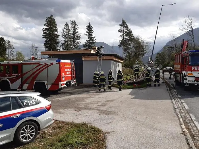 Mehrere Feuerwehren sind im Einsatz