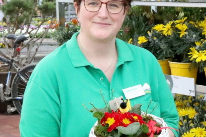 Marktleiterin Stefanie Süßenbacher (Foto) und ihre Stellvertreterin Silvia Nott konnten unter anderen Regional-Vertriebsleiter Horst Pansi und Spartenleiterin Anna Tauschitz von „Unser Lagerhaus“ willkommen heißen. 