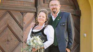 Silke und Wolfgang als frisch vermähltes Ehepaar