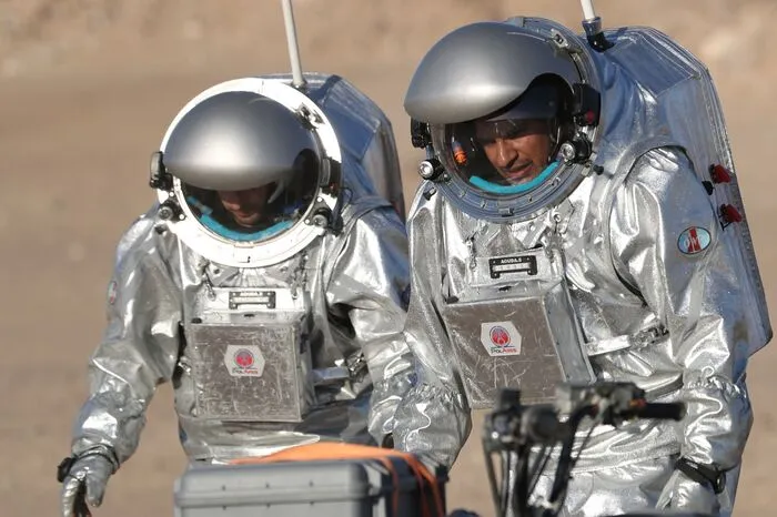Um 10.53 Uhr hieß es vonseiten des Flight-Director und ÖWF-Vorstandsmitglied Reinhard Tlustos, dass man "kurz vor der Landung" stehe. Diese am simulierten roten Planeten glückte vorzüglich.