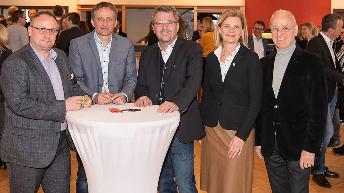 Jürgen Schlagbauer (links) lud zum Wirtschaftsfrühstück