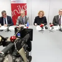 Meint die Regierung das wirklich ernst? uniko-Chefin Brigitte Hütter mit den Rektoren Jens Schneider (TU Wien), Peter Riedler (Uni Graz) und Sebastian Schütze (Uni Wien, v.l.)