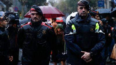Allgegenwärtig und vielbeschäftigt in diesen Tagen in Barcelona: Die katalanische Polizei Mosso d'Esquadra 
