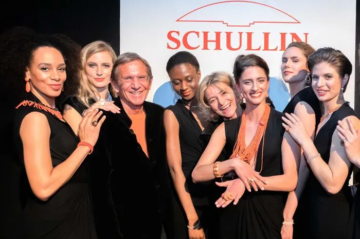 Hans und Anne Marie Schullin mit Models