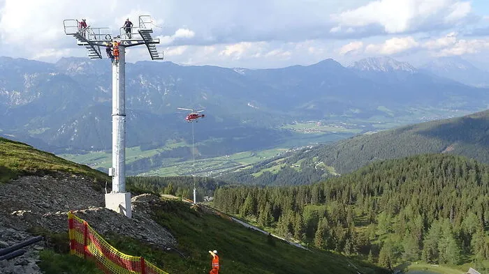 Die sommerliche Baustelle sorgte nicht für Ärger, sonder für staunende Urlauberaugen