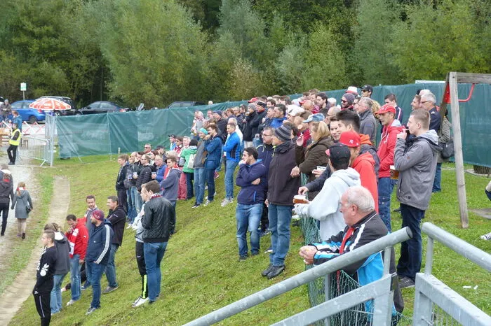 Der SV Thal traf auf den GAK 1902. Die Roten sind den Thalern mit 4:3 knapp unterlegen.