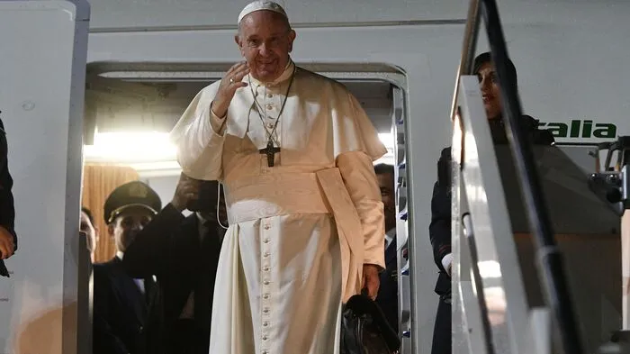 Papst Franziskus ist am Mittwoch zu einem dreitägigen Besuch in Thailand eingetroffen.