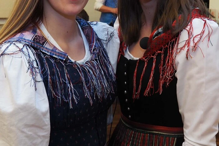 Bitte klicken Sie sich durch die Bilder . . .