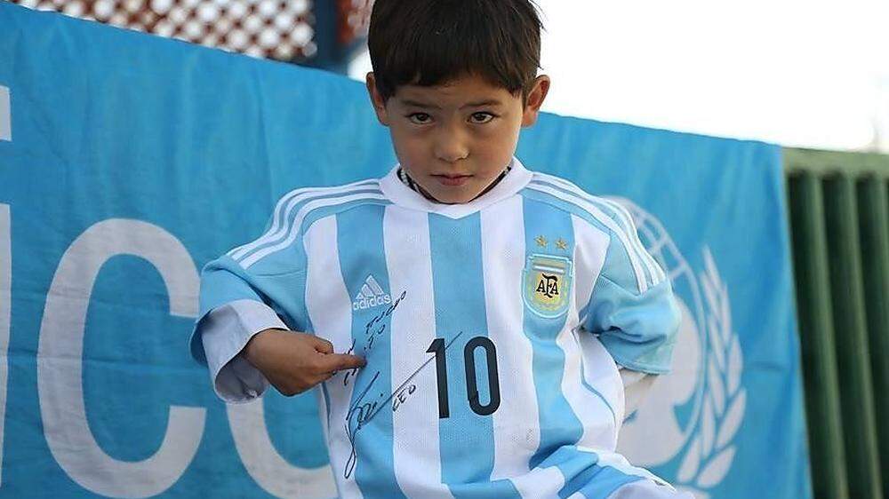 Argentiniens Superstar Lionel Messi schenkte dem 5-Jährigen ein Trikot