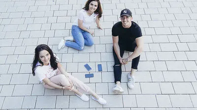 Hazal, Rojda und Ilhan erzählen über ihr Leben im Netz