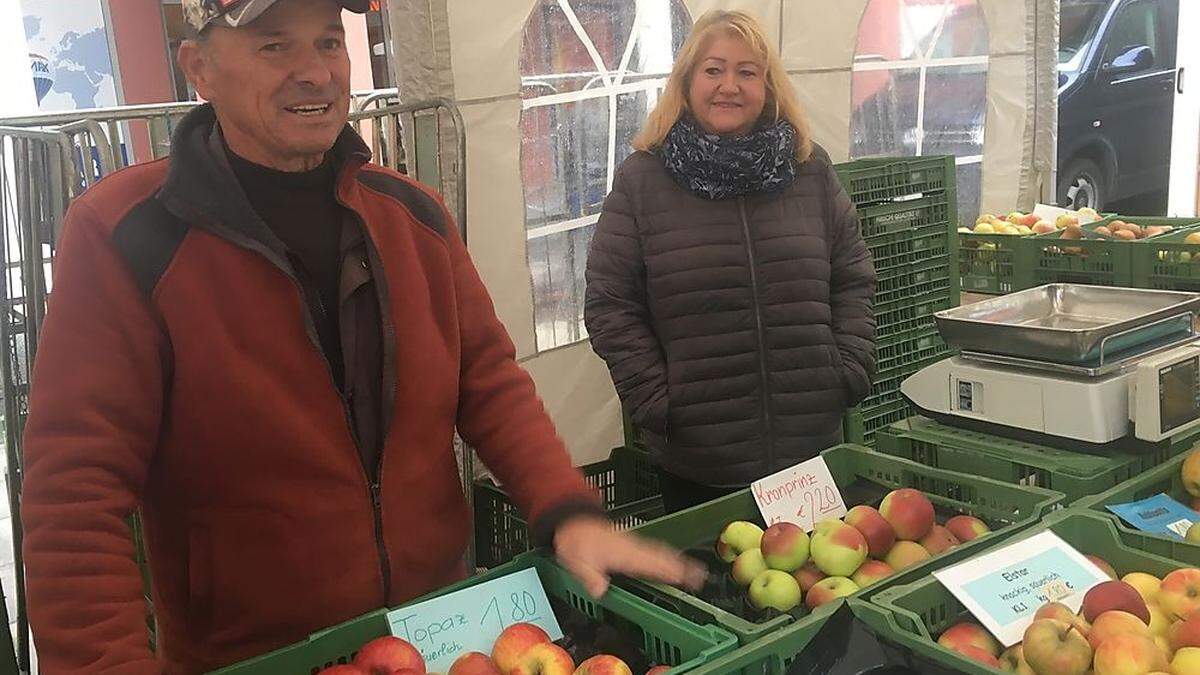 Der Bauernmarkt in Leoben bleibt weiter geöffnet - nur der Abstand der einzelnen Stände zueinander wird vergrößert