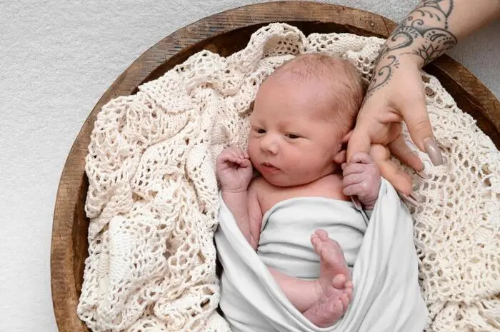 Der kleine Noah ist der ganze Stolz von Mercedes Tandl und Daniel Heininger. Er war bei der Geburt 53 Zentimeter groß und wog 3225 Gramm. 