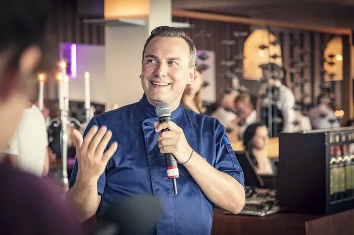 Mittlerweile dürfen wir verraten: Tim Mälzer war zu Gast im Landhauskeller, ...