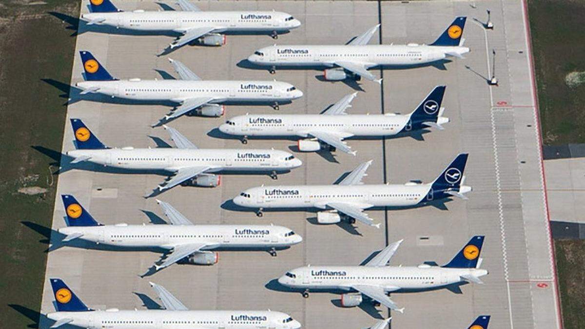 Viele Lufthansa-Flieger müssen vorerst am Boden bleiben