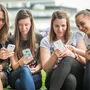 Smartphones an Schulen: Ein schwieriges Thema (Foto Sujet)