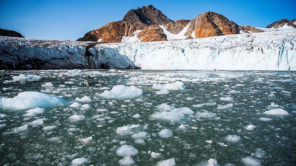 Auch das Eis auf Grönland löst sich langsam, aber stetig auf
