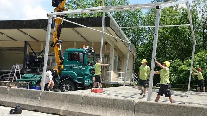 Zelte werden abgebaut