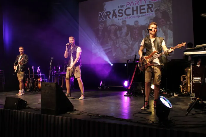 Die "PartyKräscher" brachten den Saal zum Beben