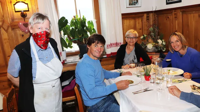 Bitte klicken Sie sich durch die Bilder &amp; Mahlzeit!