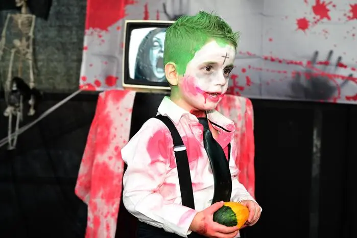 Für die kleinen Gespenster gab es in der Tennishalle die Hüpfburgwelt, das Kinderschminken und ein Kids-Kino, wo Horrorfilme für Kinder vorgeführt wurden.