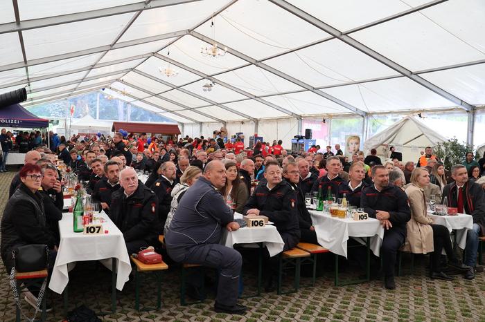 Trotz Regen und Sturm konnten Bereichsfeuerwehrtag und Sicherheitstag in Bad Radkersburg stattfinden