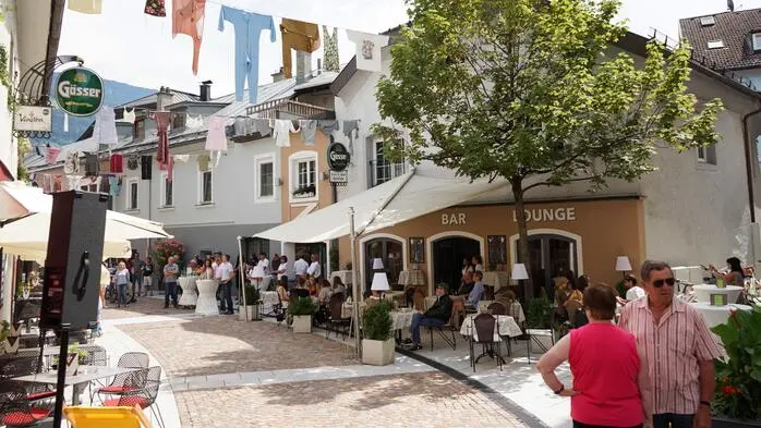 Die Zwergergasse in Lienz ist im Juli und August abends eine reine Fußgängerzone