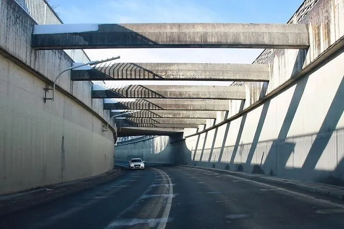 Voitsberger Umfahrungstunnel: Jeweils von 20 bis 4 Uhr in der Früh wird ab dem morgigen Montag die Unterflurtrasse in beide Richtungen für den gesamten Verkehr gesperrt. Diese Totalsperre bleibt zwei Wochen aufrecht. Mehr dazu.