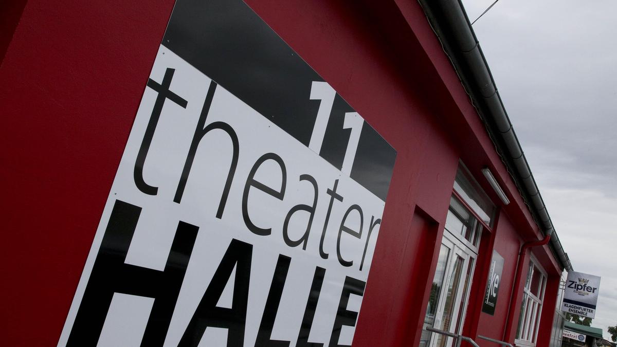 Theater Halle 11