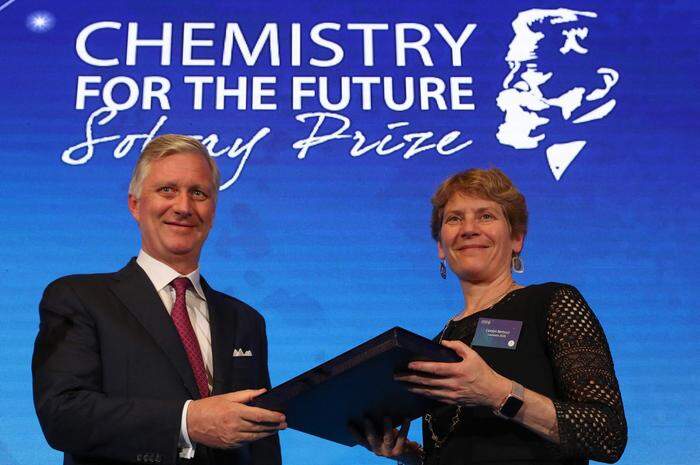 US-Forscherin und nunmehrige Nobelpreisträgerin Carolyn R. Bertozzi bei einer Verleihung im Jahr 2020
