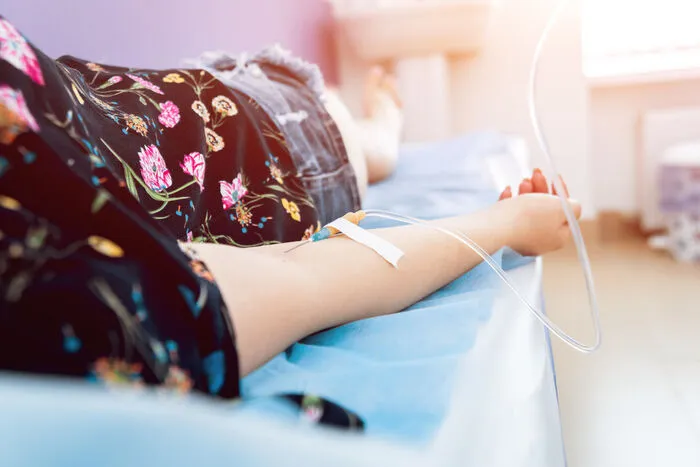 Die Immuntherapie setzt Antikörper höchst zielgerichtet ein  – etwa bei Infektionen, Autoimmunerkrankung wie Rheuma, Psoriasis, Morbus Crohn, aber auch in der Onkologie 