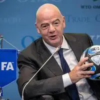 Will FIFA-Boss Gianni Infantino Wahlzuckerl verteilen?