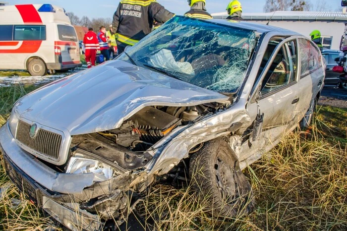Die Feuerwehren Mooskirchen und Söding waren mit insgesamt 30 Kräften im Einsatz.