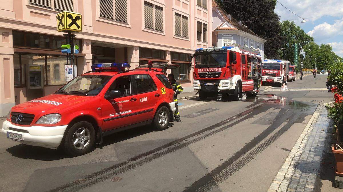 21 Feuerwehrleute rückten in der Langgasse an