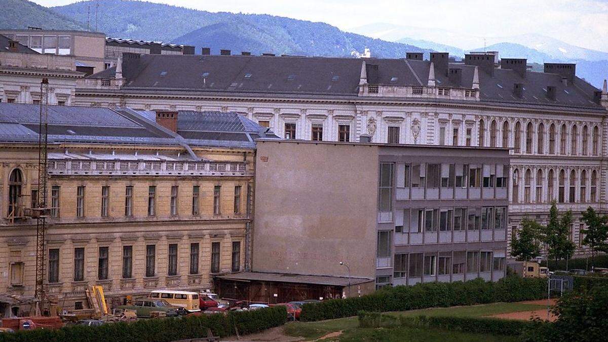 Blick auf Uni-Bibliothek 1984